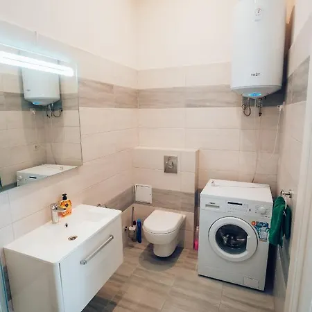 Wonderful Flat On Center * Oujhorod